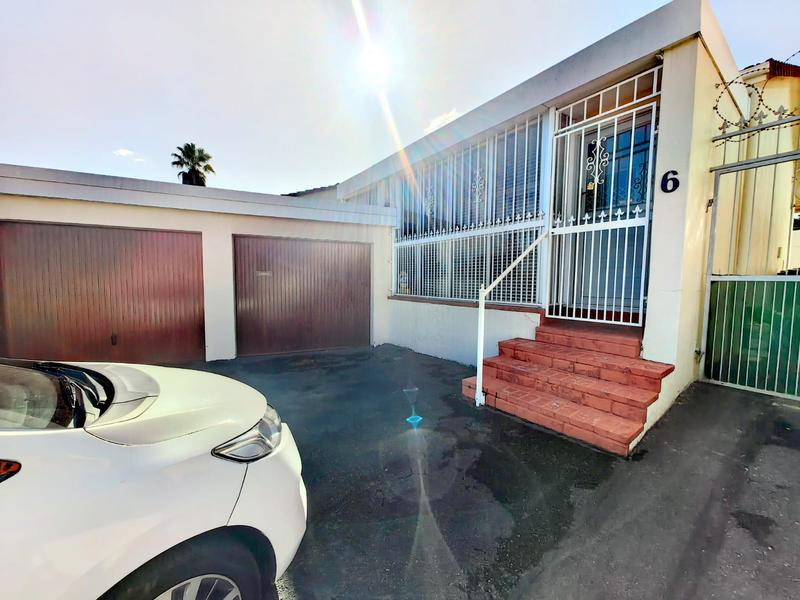 3 Bedroom Property for Sale in Panorama Western Cape